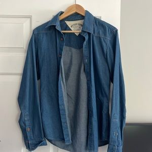 Tommy Hilfiger Denim Shirt. Small. excellent condition